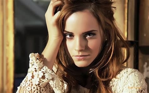 Stunning Emma Watson Wallpapers